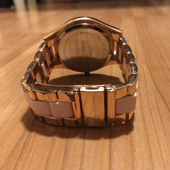 Diamond watch - Picture 11 of 12